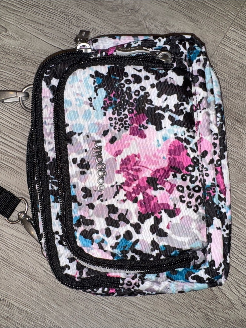 Baggallini Crossbody Organizer in Pink Floral Leopard Print